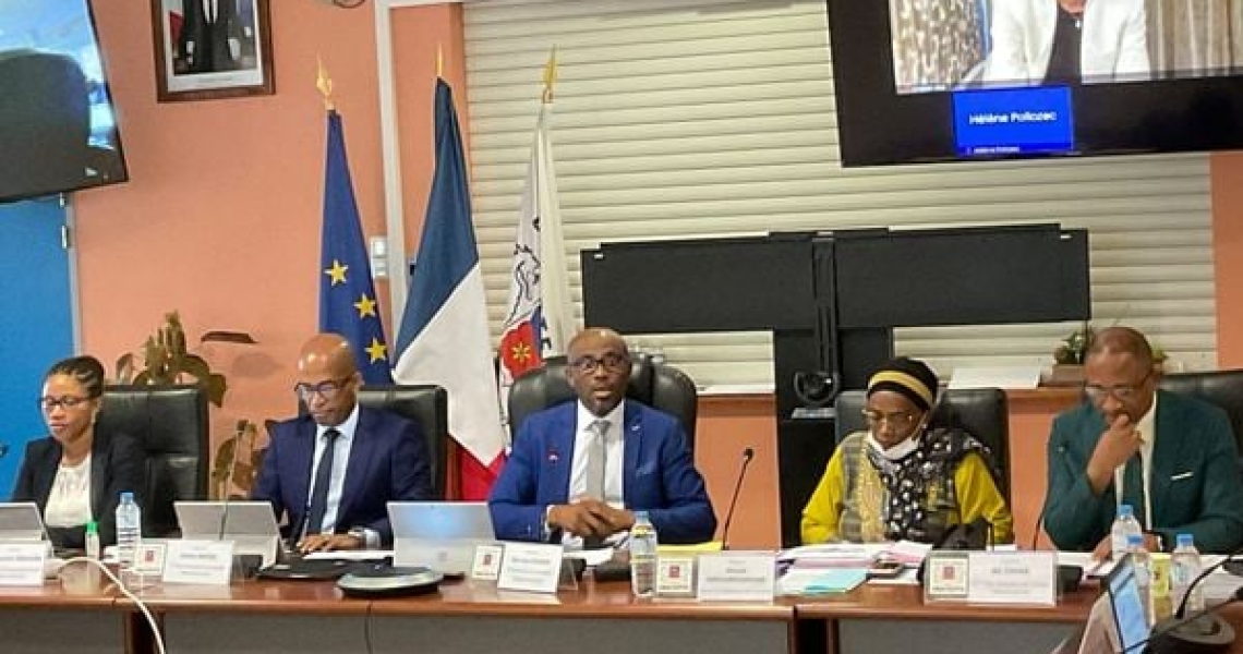 LOI MAYOTTE : le Département transmet la délibération au ministre