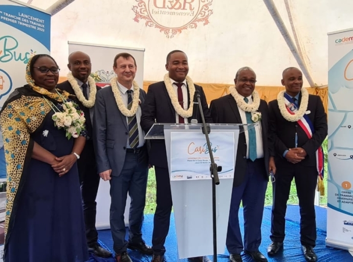 Pose de la première pierre du projet Caribus