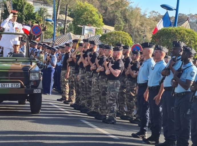 La cérémonie du 14 juillet 2022 par la prise d’armes et des remises de décorations depuis Mamoudzou