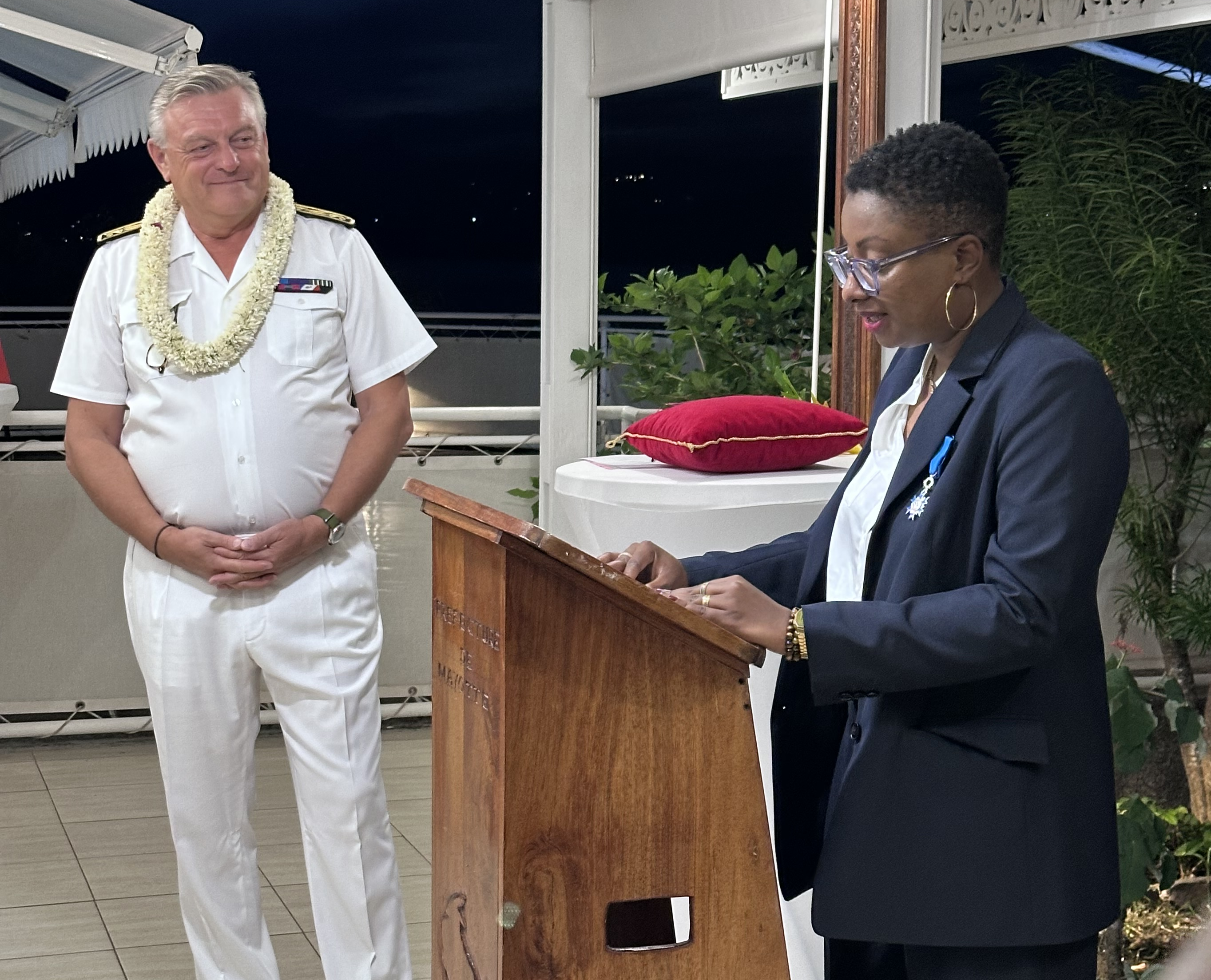 Jacqueline GUEZ décorée de l’Ordre national du Mérite